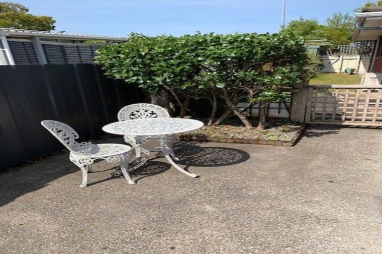 Photo of property in 2/131 Union Road, Howick, Auckland, 2014