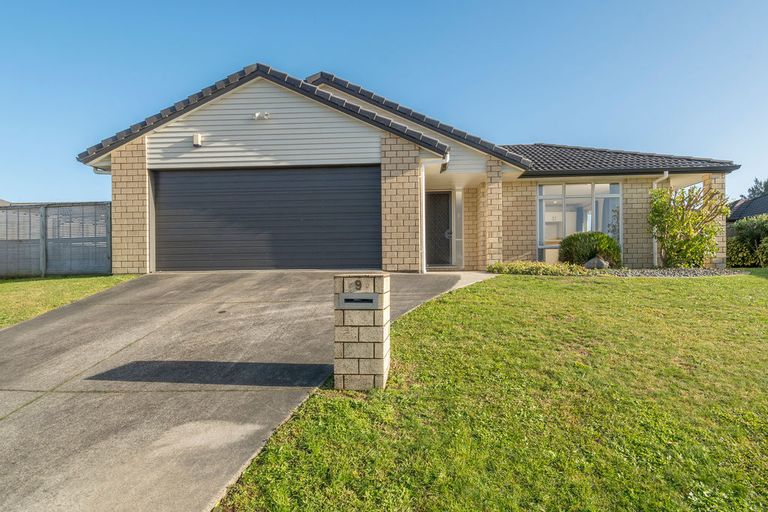 Photo of property in 9 Kirtle Close, Pyes Pa, Tauranga, 3112