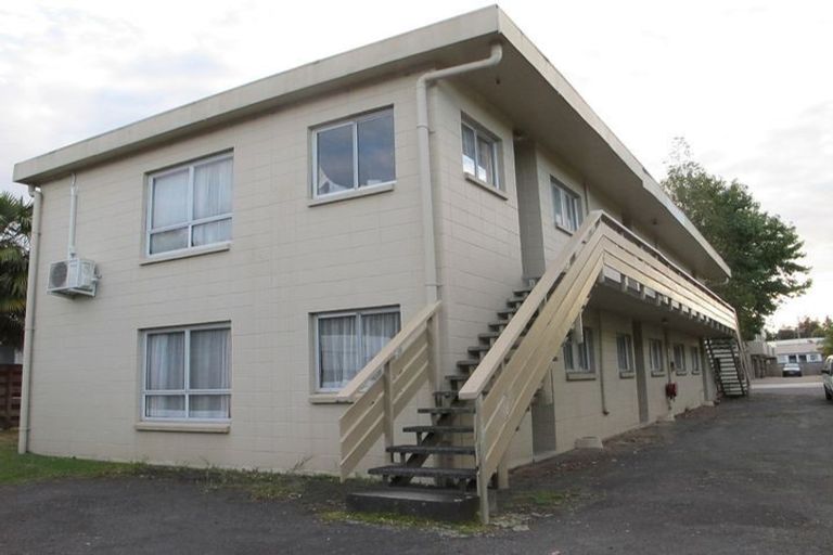 Photo of property in 1-6/21 Edgecumbe Street, Whitiora, Hamilton, 3200