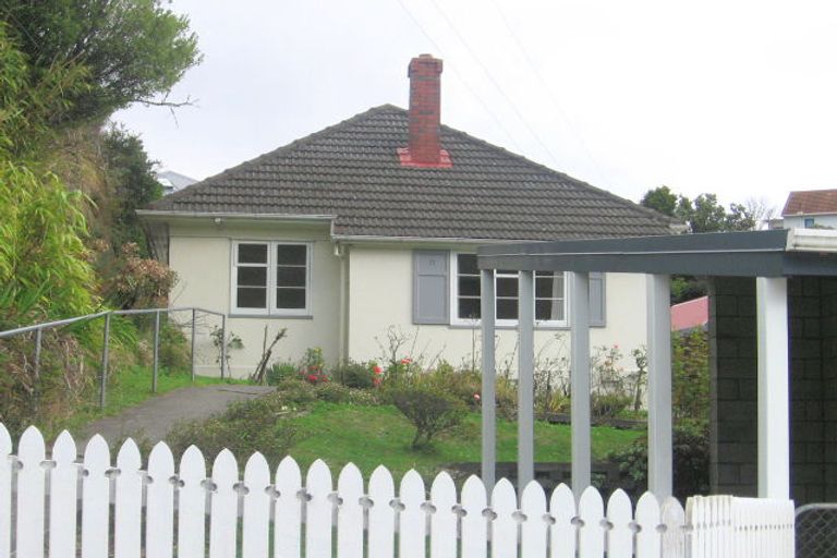 Photo of property in 2 Fraser Avenue, Johnsonville, Wellington, 6037
