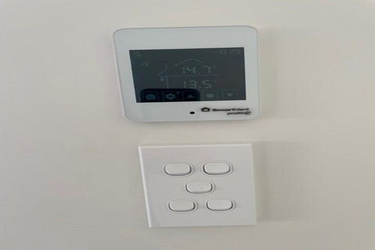 Photo of property in 8 Maui Place, Te Kamo, Whangarei, 0112