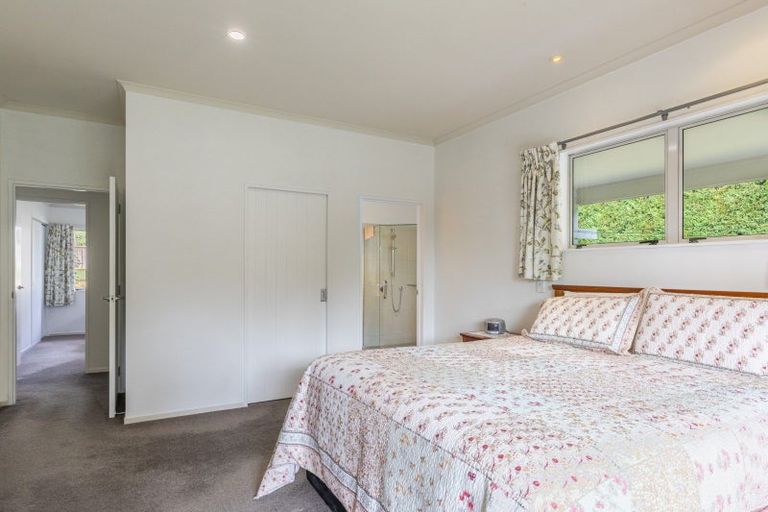 Photo of property in 22 Parkland Drive, Waipawa, 4210