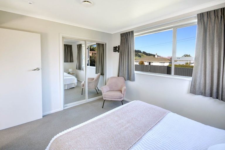 Photo of property in 2 Kaira Street, Sawyers Bay, Port Chalmers, 9023