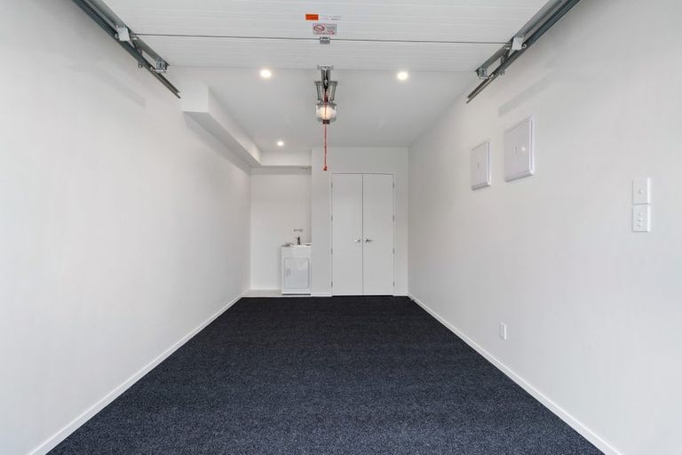 Photo of property in 1c Jelicich Court, Henderson, Auckland, 0612