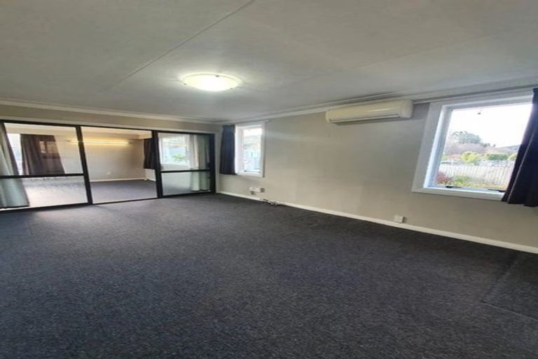 Photo of property in 467 Kaikorai Valley Road, Bradford, Dunedin, 9011