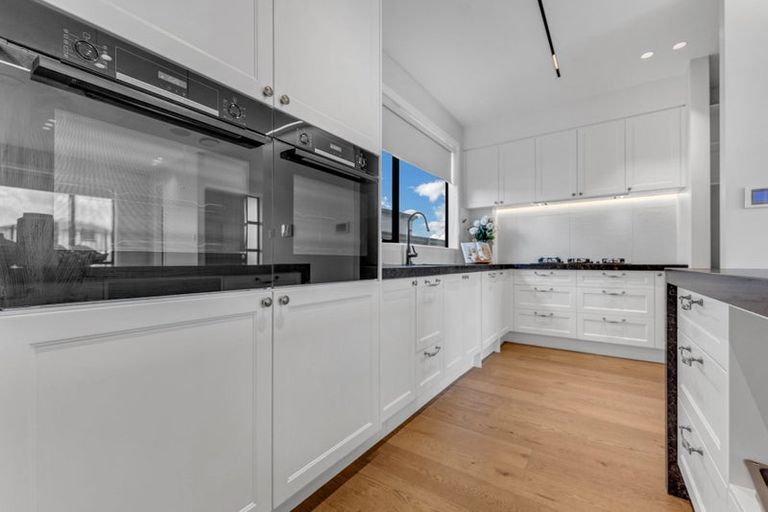 Photo of property in 2 Picnic Point Road, Hobsonville, Auckland, 0616