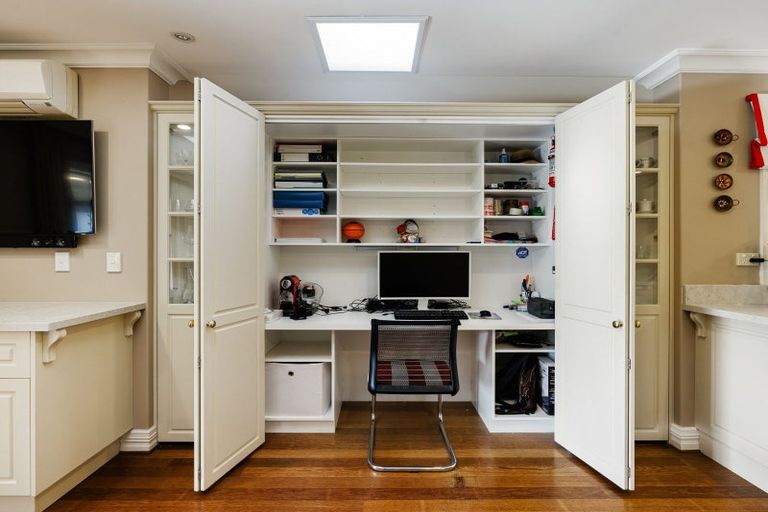 Photo of property in 30 Nielsen Gardens, Rototuna, Hamilton, 3210