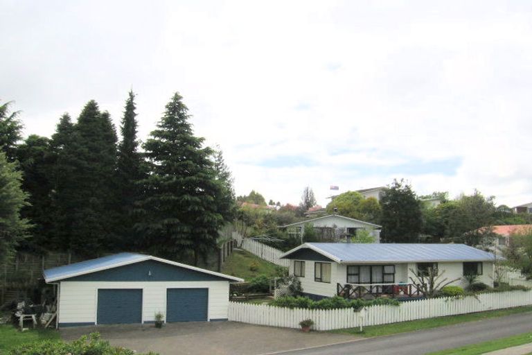 Photo of property in 86 Taharepa Road, Hilltop, Taupo, 3330