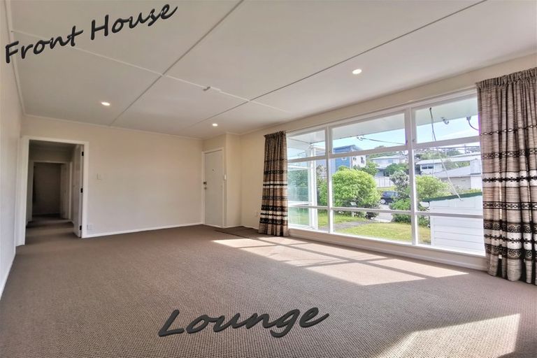 Photo of property in 99 Beazley Avenue, Paparangi, Wellington, 6037