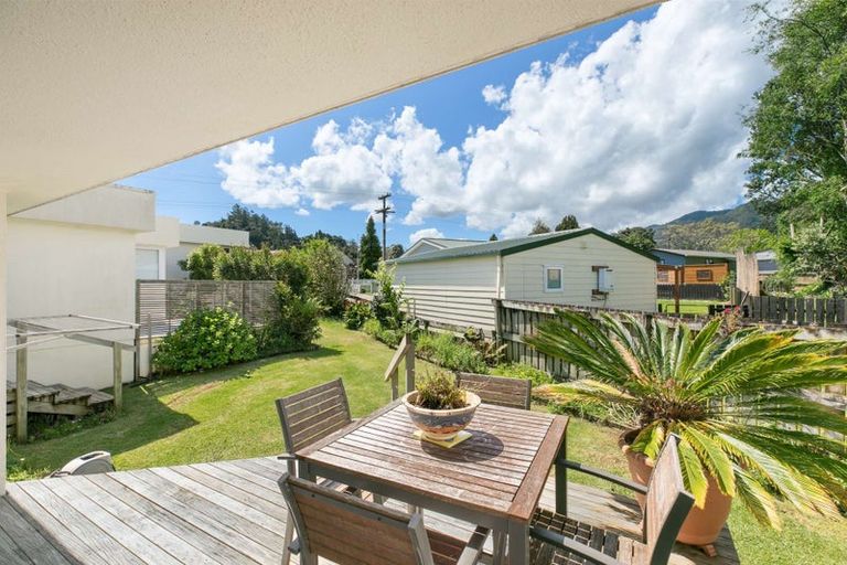 Photo of property in 90 Victoria Street, Coromandel, 3506