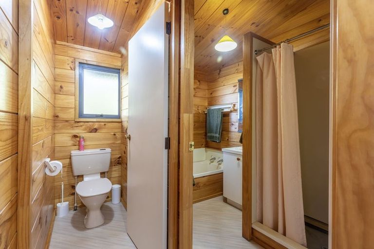 Photo of property in 2 Kaimanawa Street, Omori, Turangi, 3381
