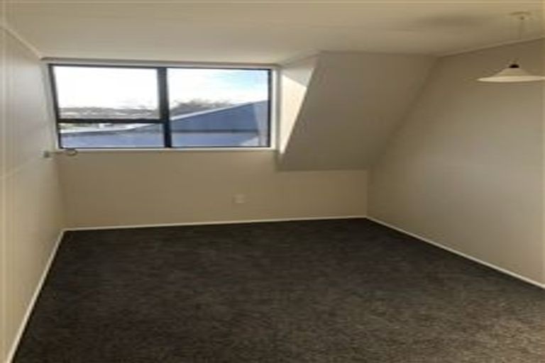 Photo of property in 3/43 Brockworth Place, Riccarton, Christchurch, 8011