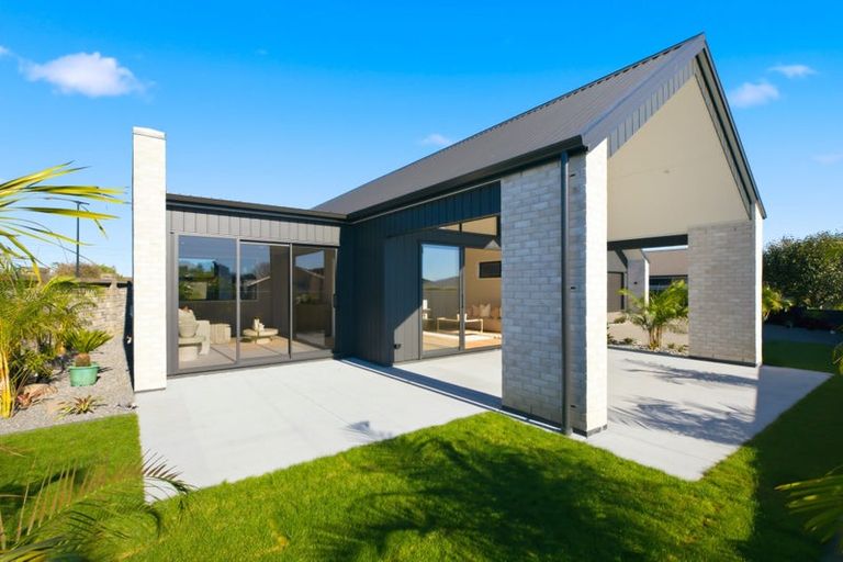 Photo of property in 1 Goodwin Crescent, Pyes Pa, Tauranga, 3112