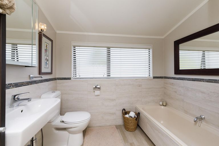 Photo of property in 8a Moerangi Street, West End, Palmerston North, 4410