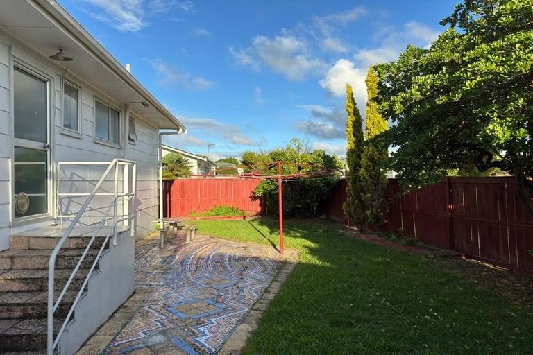 Photo of property in 2/147 Gills Road, Half Moon Bay, Auckland, 2014