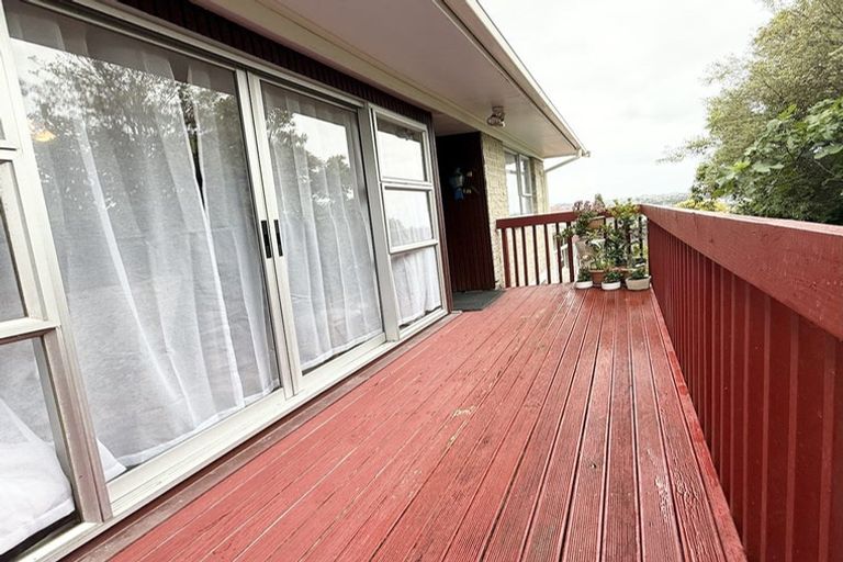 Photo of property in 2/12 Velma Road, Hillcrest, Auckland, 0627