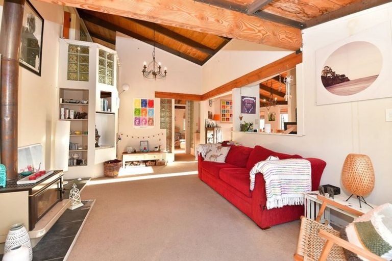 Photo of property in 22 Delshaw Avenue, Stanmore Bay, Whangaparaoa, 0932