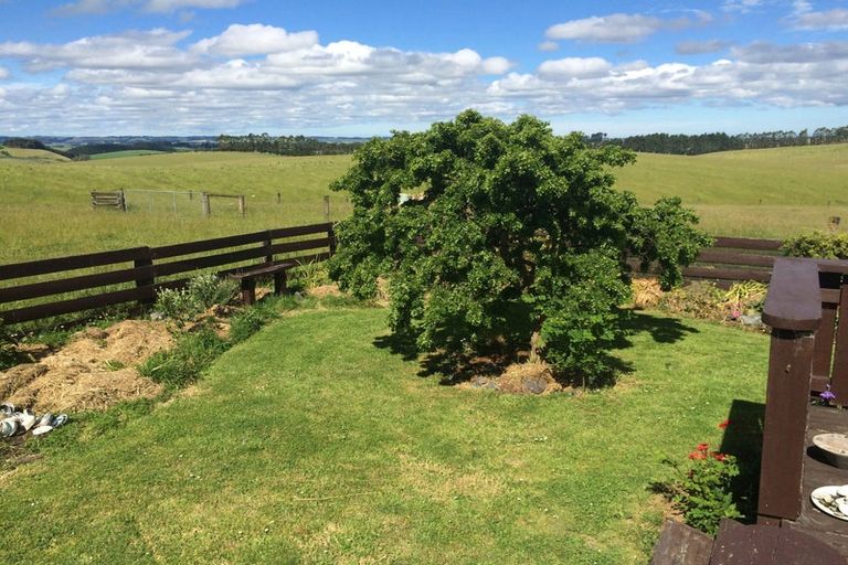 Photo of property in 86 Totara Island Road, Clifton, Balclutha, 9273