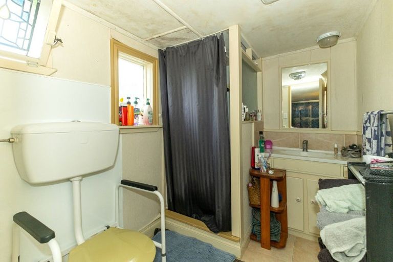 Photo of property in 225 Talbot Street, Geraldine, 7930