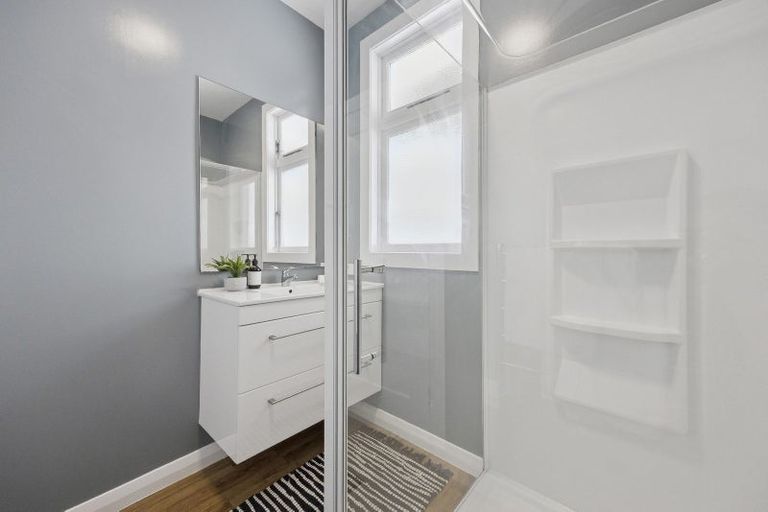 Photo of property in 42 Easther Crescent, Kew, Dunedin, 9012