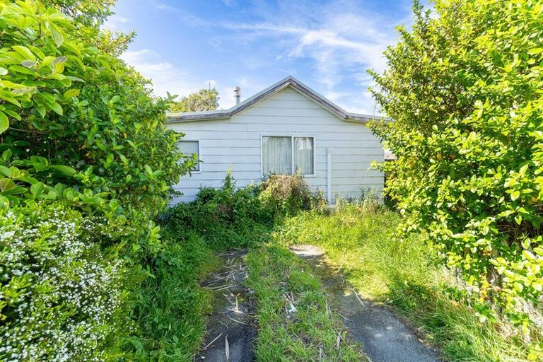 Photo of property in 143 Melbourne Street, South Dunedin, Dunedin, 9012