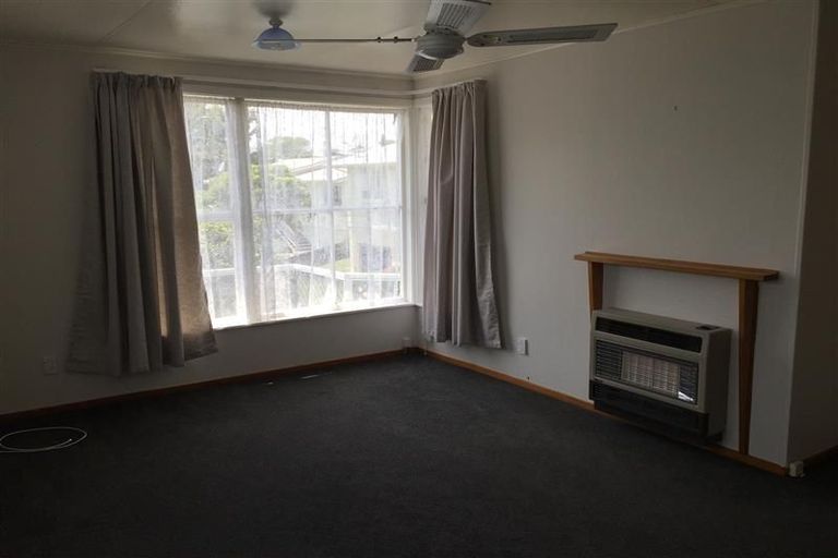Photo of property in 7 Granby Place, Westown, New Plymouth, 4310