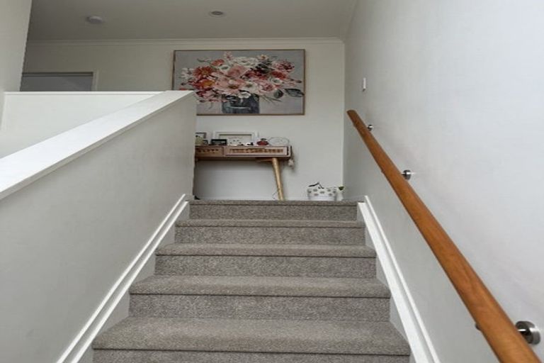 Photo of property in 11 Mahalo Avenue, Wiri, Auckland, 2104