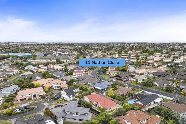 Photo of property in 11 Nathan Close, Somerville, Auckland, 2014
