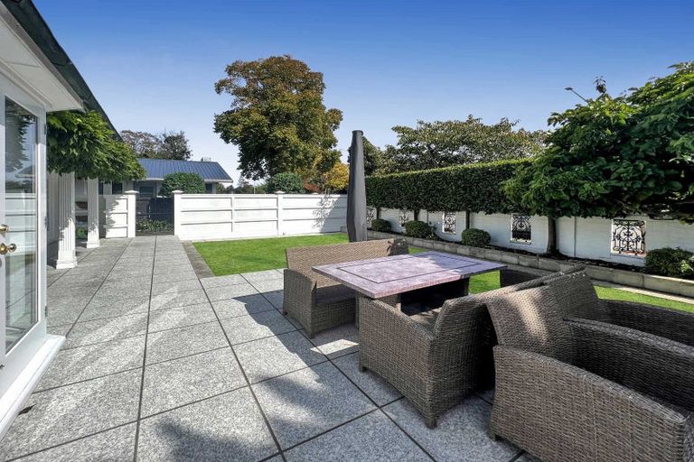 Photo of property in 96 Glandovey Road, Fendalton, Christchurch, 8052