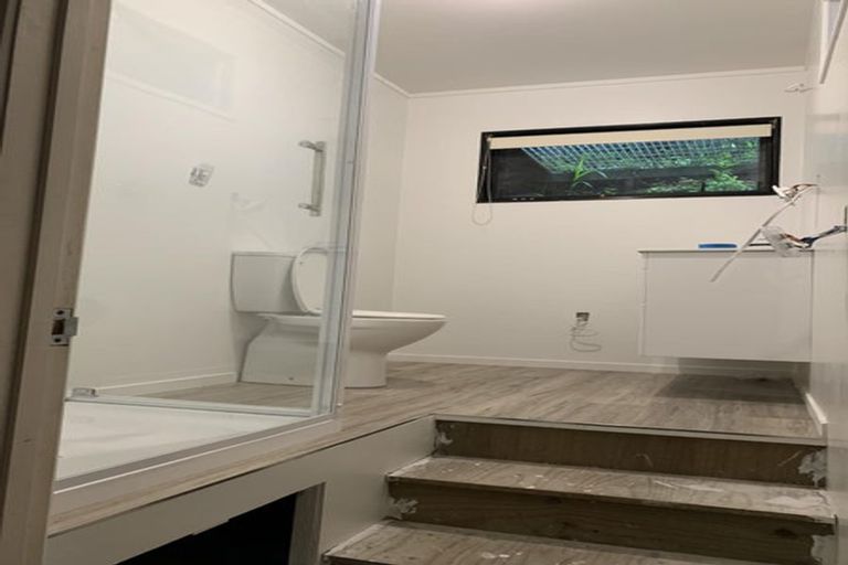 Photo of property in 2/846 Beach Road, Torbay, Auckland, 0630