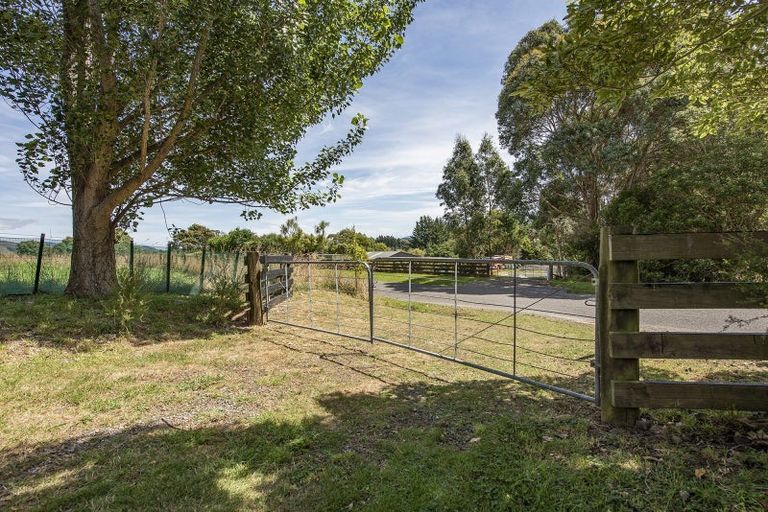 Photo of property in 32 Hadfield Road, Peka Peka, Waikanae, 5391