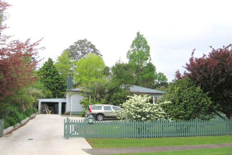 Photo of property in 6 Nahum Street, Paeroa, 3600