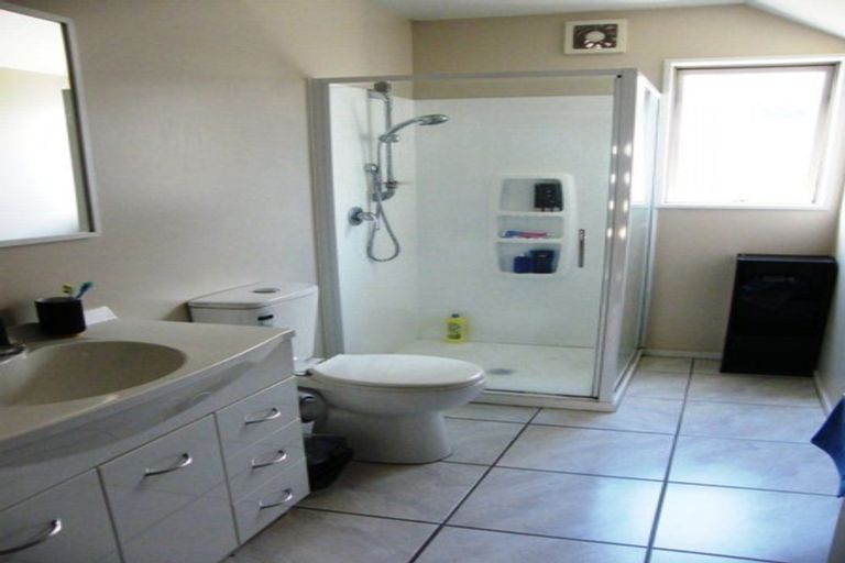 Photo of property in 2/100 Hastings Street West, Sydenham, Christchurch, 8023