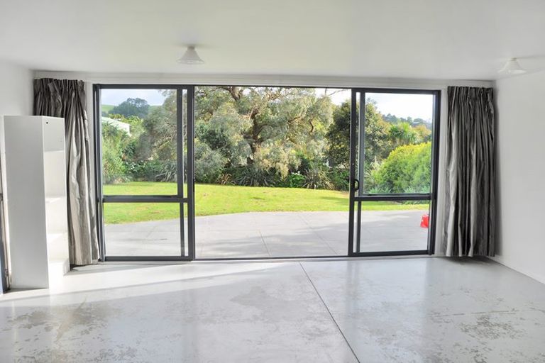 Photo of property in 7 Cumberland Street, Leigh, 0985