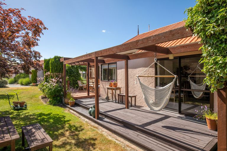 Photo of property in 77 Newcastle Street, Clyde, 9330