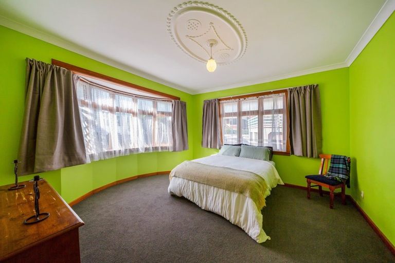 Photo of property in 48 Karina Road, Merrilands, New Plymouth, 4312