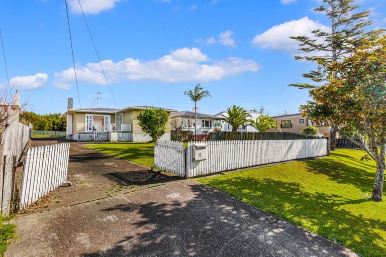 Photo of property in 33 Glenorchy Street, Glen Eden, Auckland, 0602