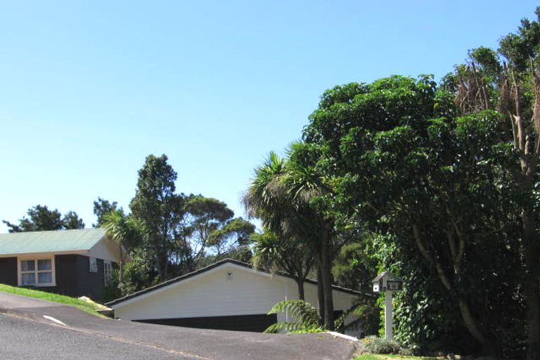 Photo of property in 1/111 Canongate Street, Birkdale, Auckland, 0626