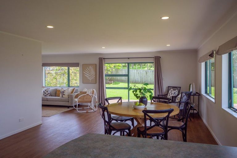 Photo of property in 21 Robinia Place, Snells Beach, 0920