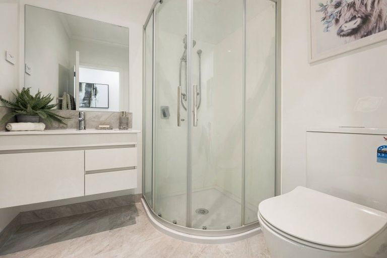 Photo of property in 2/5 Camden Place, Pukete, Hamilton, 3200