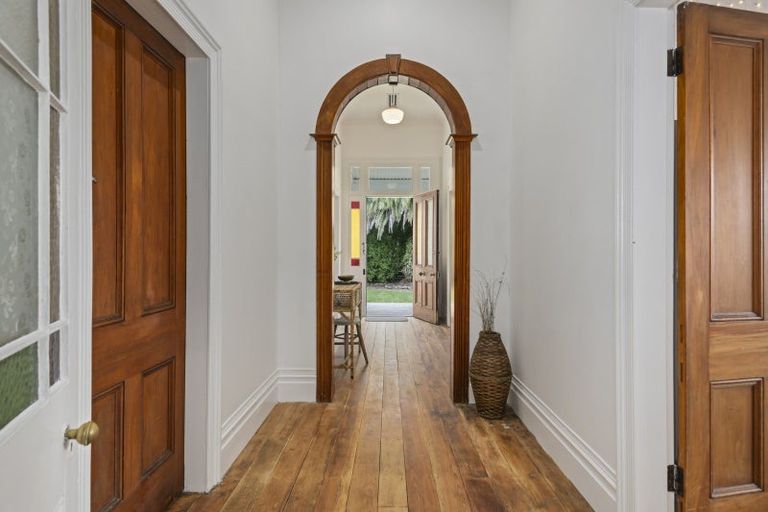 Photo of property in 116 Mclean Street, Woodville, 4920