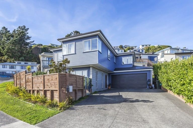 Photo of property in 3 Cresswell Place, Johnsonville, Wellington, 6037