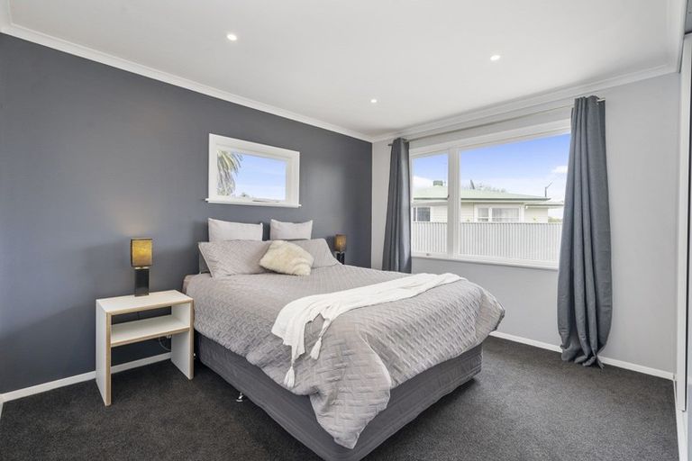 Photo of property in 188 Tremaine Avenue, Westbrook, Palmerston North, 4412