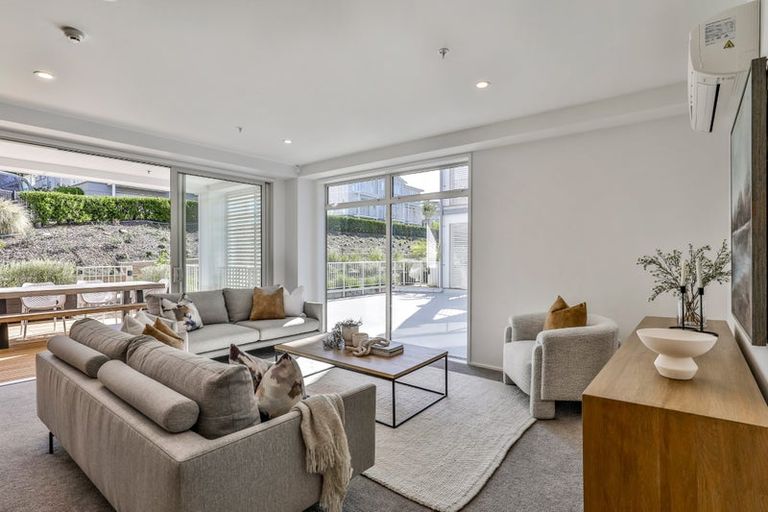 Photo of property in 109 Hibiscus Drive, Orewa, 0931