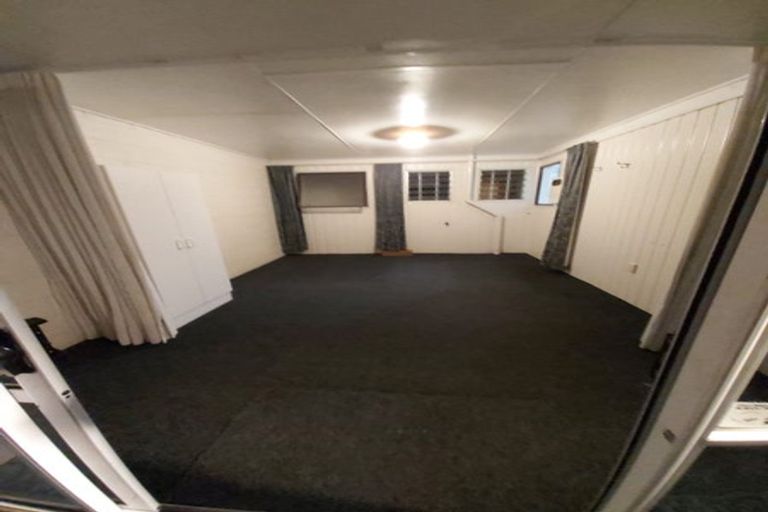 Photo of property in 8 Donald Street, Regent, Whangarei, 0112