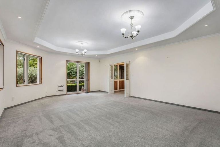 Photo of property in 113 Waimairi Road, Ilam, Christchurch, 8041