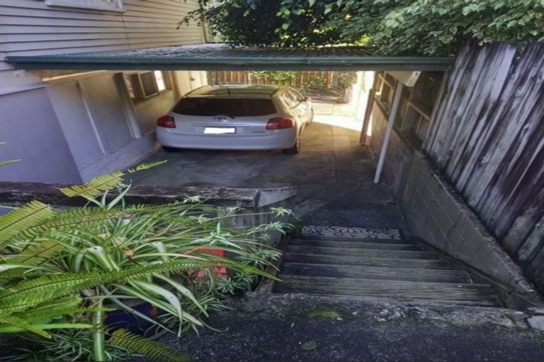Photo of property in 5 Bishopgate Street, Birkdale, Auckland, 0626