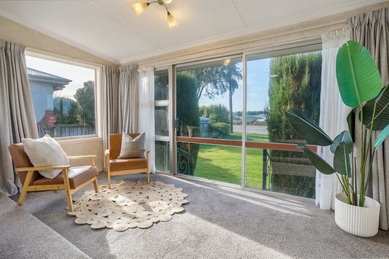 Photo of property in 326 Great North Road, Winton, 9720