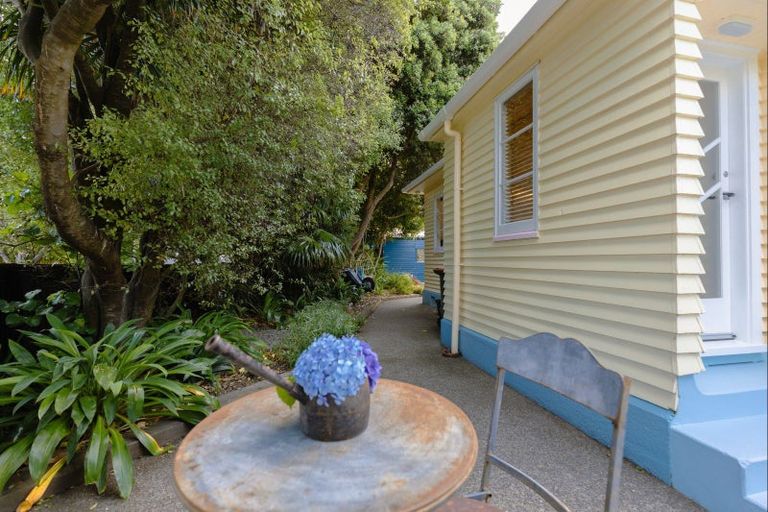 Photo of property in 85 Savage Crescent, West End, Palmerston North, 4412
