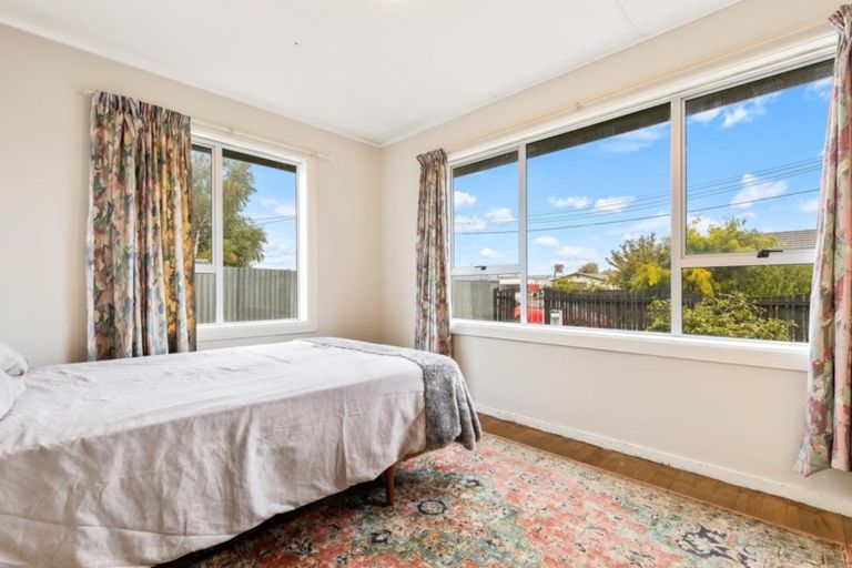 Photo of property in 1 Solent Place, Aranui, Christchurch, 8061